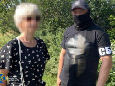 Продавчиня та поштарка: викрито двох колаборанток, які працювали на росію