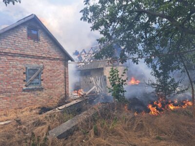 Нікопольщина палає після ворожих ударів: росія 26 разів атакувала регіон