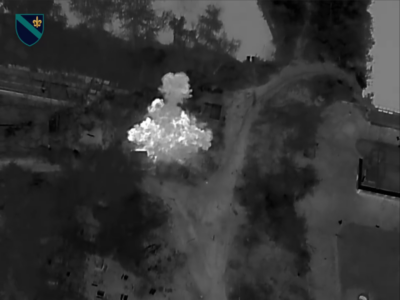 Морпіхи видовищно нищать бліндажі окупантів