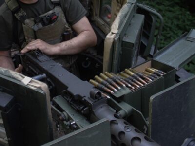 За добу — 122 боєзіткнення на фронті, ворог активізувався на Краматорському напрямку  