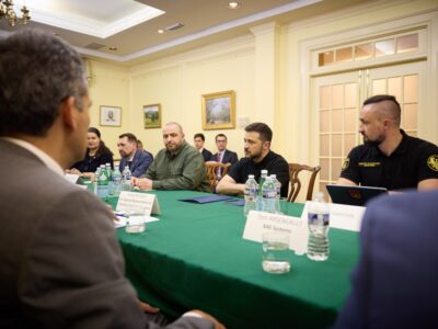 Президент зустрівся з представниками оборонних компаній США, обговорили спільне виробництво  