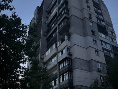 Ворог вдарив балістикою по Дніпру: перші подробиці  