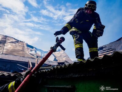 На Півдні росіяни пошкодили приватний будинок ударним «Ланцетом»  