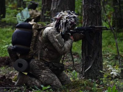 Генштаб ЗСУ: окупанти атакують на Лиманському та Покровському напрямках, мають значні втрати  