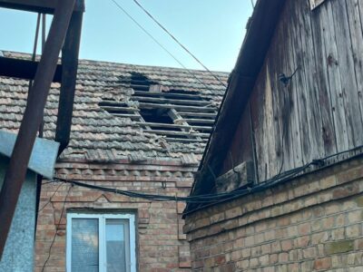 росія атакувала Нікополь дронами та важкою артилерією: є руйнування  