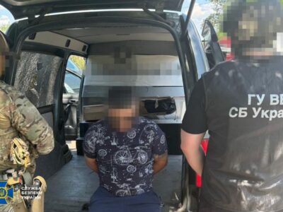 У трьох областях затримали ділків, які продавали трофейні кулемети та вибухівку