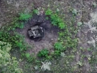 Український FPV-дрон знищив російський наземний дрон, який трохи збожеволів  