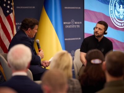 Володимир Зеленський у США розповів, скільки бойових літаків потрібно Україні  