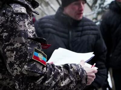 кремль збирає особисту інформацію та біометричні дані мешканців ТОТ