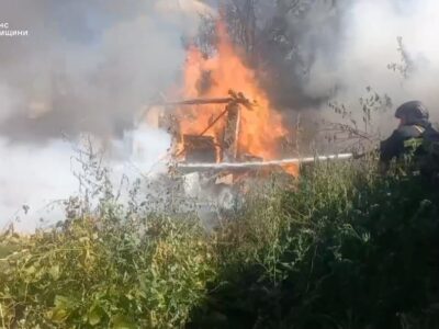 Ворог повторно вдарив по Сумщині, коли рятувальники гасили пожежу  