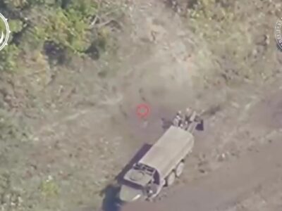 Точнісінько в «яблучко»: артилеристи спалили дві ворожі гармати Д-30 і тягач  