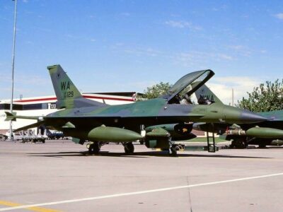 F-16 «штурмували» так швидко, що повільна електроніка не впоралась: відео з випробувань все пояснює  