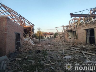 «Голі» дахи та травмовані люди: наслідки обстрілу Сумщини росією  