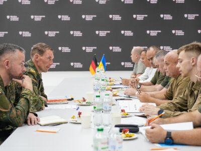 Міноборони України та Німеччини обговорили постачання зброї, ремонт техніки та перспективи розвитку ЗСУ  