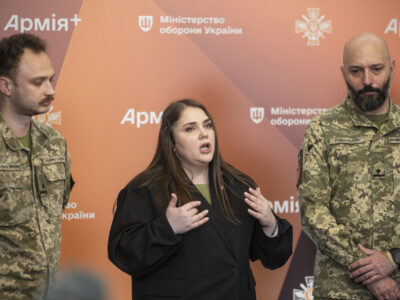 Ми зносимо папери для того, щоб ЗСУ могли зносити ворога: Катерина Черногоренко про Армія+  