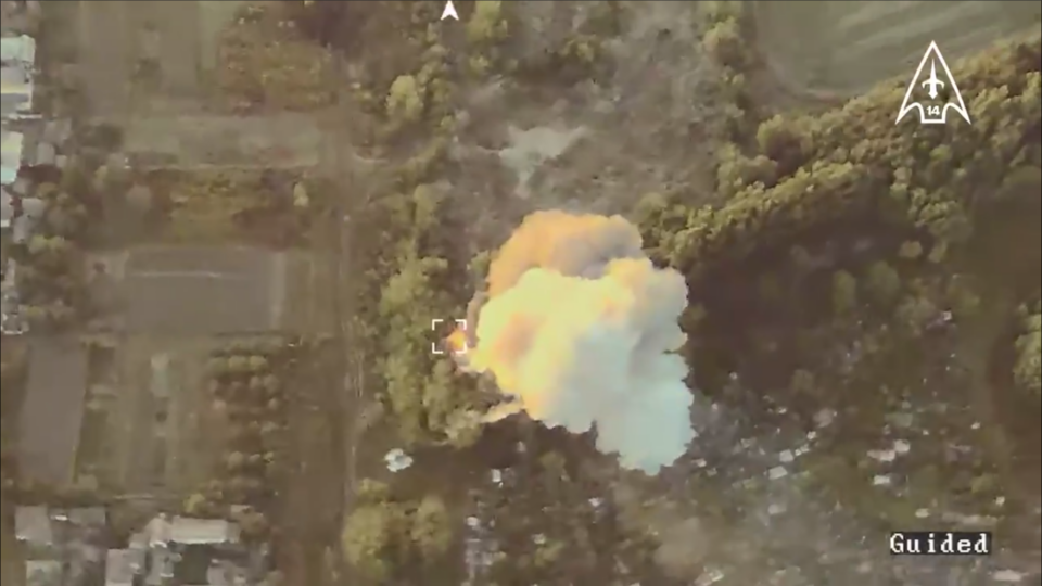 «прорив» до кобзона — найсучасніший російський танк за $2,5 млн спалили на Курщині  