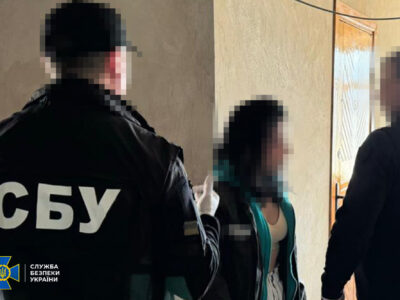 «Солодка» парочка паліїв: сусідам за підпал військової автівки «світить» 10 років за ґратами  