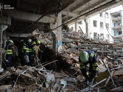Страшні кадри з Полтави: з-під завалів деблокували ще одне тіло  