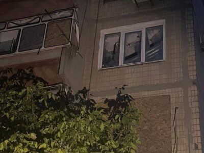 Армія рф атакувала Нікополь з важкої артилерії: є постраждалий та руйнування  