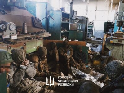 Підкопи, голод, страта солдатів ― як росіяни намагались втримати завод у Вовчанську  