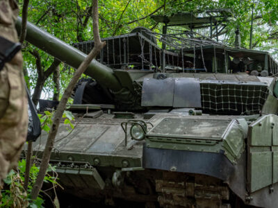 На Покровському напрямку ворог посилив наступи бронетехнікою, але не може втримати позиції  