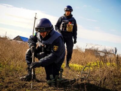 Сапери знешкодили 15 російських авіабомб за добу  