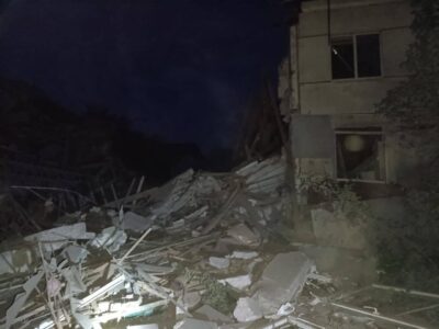 Харківщину атакували КАБ, БПЛА та з РСЗВ: постраждала жінка  