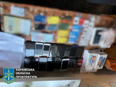 Продавали вигадані автомобілі військовослужбовцям ЗСУ: затримано двох чоловіків  