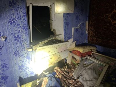 У Марганці через обстріл зайнялися будинки, двоє поранених  