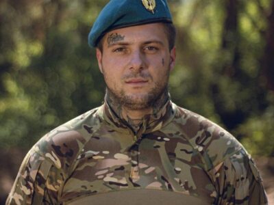 Скільки воюю, жодного уламка в мені немає — історія бійця Фартового, який 72 дні бився у Кринках  