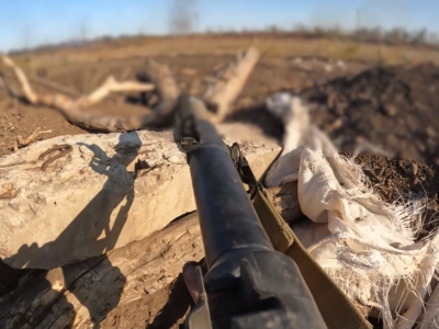 «Організували так, що окупантів аж шкода» — іноземні добровольці знищують росіян під Торецьком  