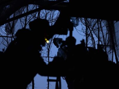 Авіаудари, дрони-камікадзе та тисячі обстрілів: ситуація на фронті залишається складною  