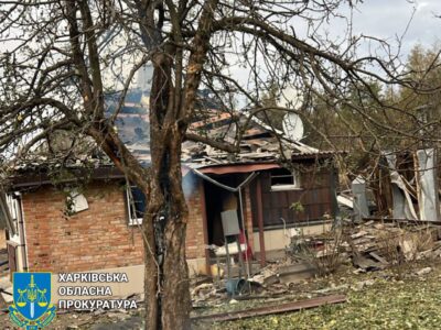 Ворог здійснив авіаобстріли передмістя Харкова: постраждали двоє людей  