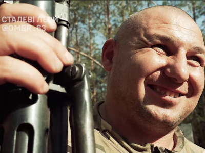 Вбивати, як УПА — боєць Лисий нищить окупантів зі старовинного кулемета  