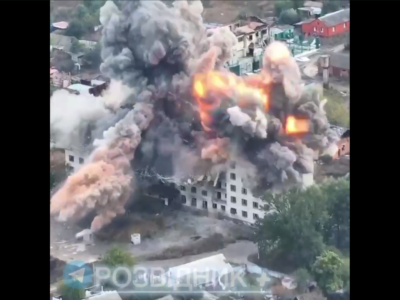 А ти не підглядай — на Курщині двома ракетами зруйнували багатоповерхівку з ворожими дронарями  