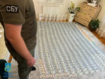 «Конвеєрна» схема для ухилянтів: 26 медиків організували масштабну аферу  