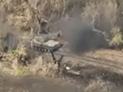 Відбили 10 штурмів за день: десантники зупинили 6 БМП, 3 танки та автівки росіян  