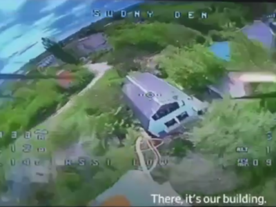 «Так це ж наша хата!» — аеророзвідники змогли перехопити відео з ворожого FPV-дрона, який летів по них  