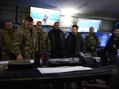 Президент приїхав до Покровська та відвідав розташування січеславських десантників  