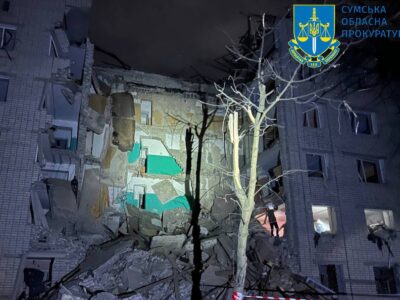 Сумщина під ударом: «Шахеди» зруйнували гуртожиток, є жертви серед дітей  
