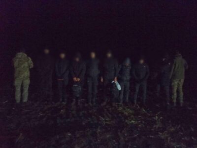 Скільки треба ухилянтів, щоб перетнути молдавський кордон? Вісім!  