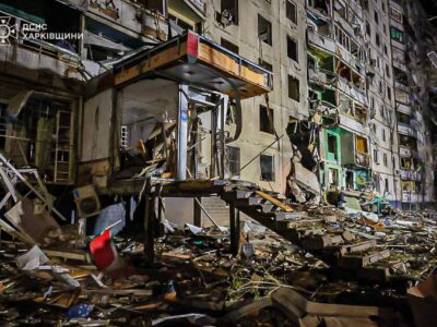 Удар по Харкову: зруйновано під’їзд будинку, серед постраждалих — тримісячна дитина  