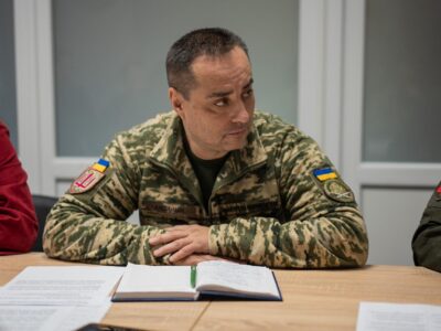 Українські компанії долучаться до виробництва жіночої військової форми для НАТО  