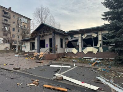 Ракетний терор на Донеччині: пошкоджено десятки будинків, евакуйовано понад 300 осіб  