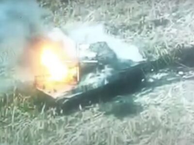 Горить й палає БМП ворожа: наші бійці розбивають російську техніку «на друзки»  