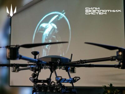 «У майстернях ремонтують, зброю тюнінгують» — Сили безпілотних систем проводять масштабний набір  
