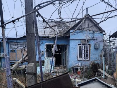 На Нікопольщині 20 ворожих обстрілів протягом дня, загинула жінка  