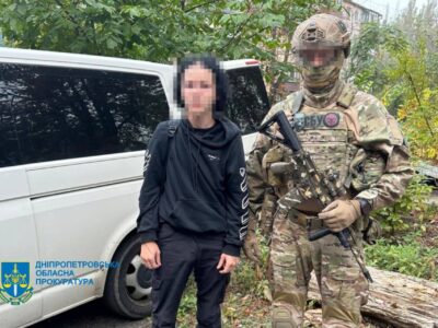 Ховали камери на деревах та робили стріми на залізниці: СБУ затримала російських агентів  