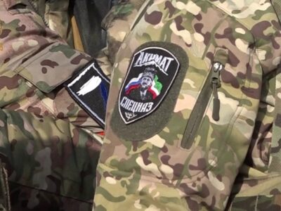 Електрострум, труби і погрози: українка обдурила «ахматівців» і втекла з катівні  