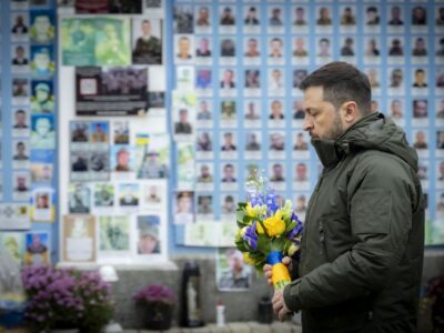 Володимир Зеленський ушанував пам’ять загиблих захисників і захисниць України  